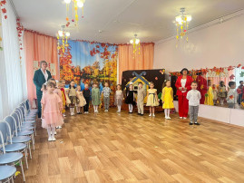 Осенний праздник в группе "Улыбка" Осенний праздник в группе "Улыбка".